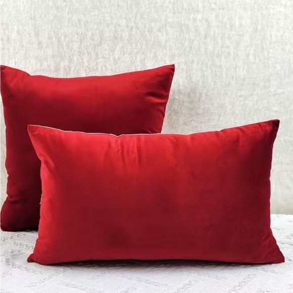 TWO VELVET Christmas pillows red & White trees SUCH BEAUTIFUL PILLOWS - Picture 5 of 6
